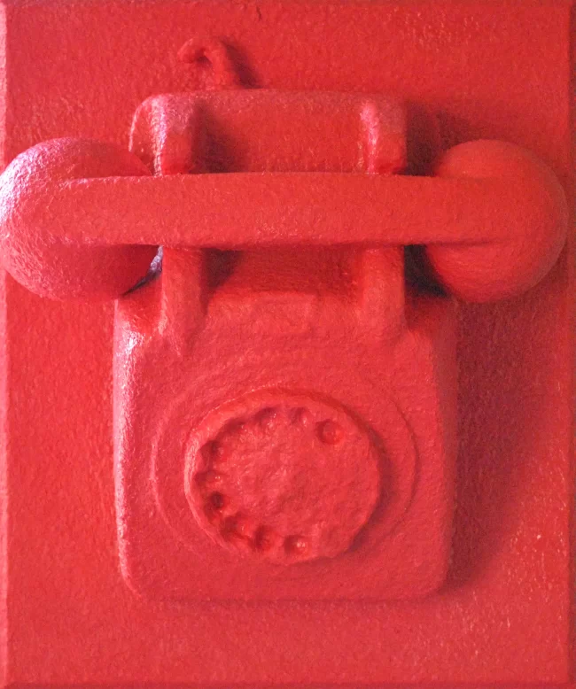 Pantone 179 C Telephone